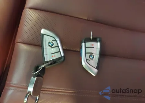 2021 BMW X6 xDrive40I из США, поврежденный, VIN 5UXCY6C02M9F21776